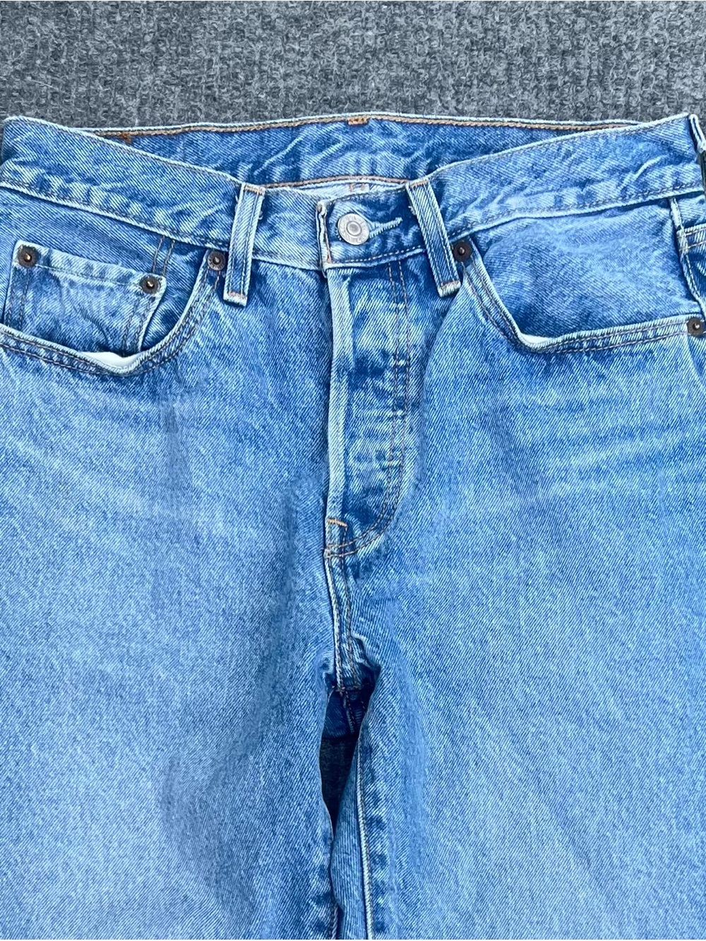 Levi’s 501 105th Anniversary Jeans - Picture 2 of 8